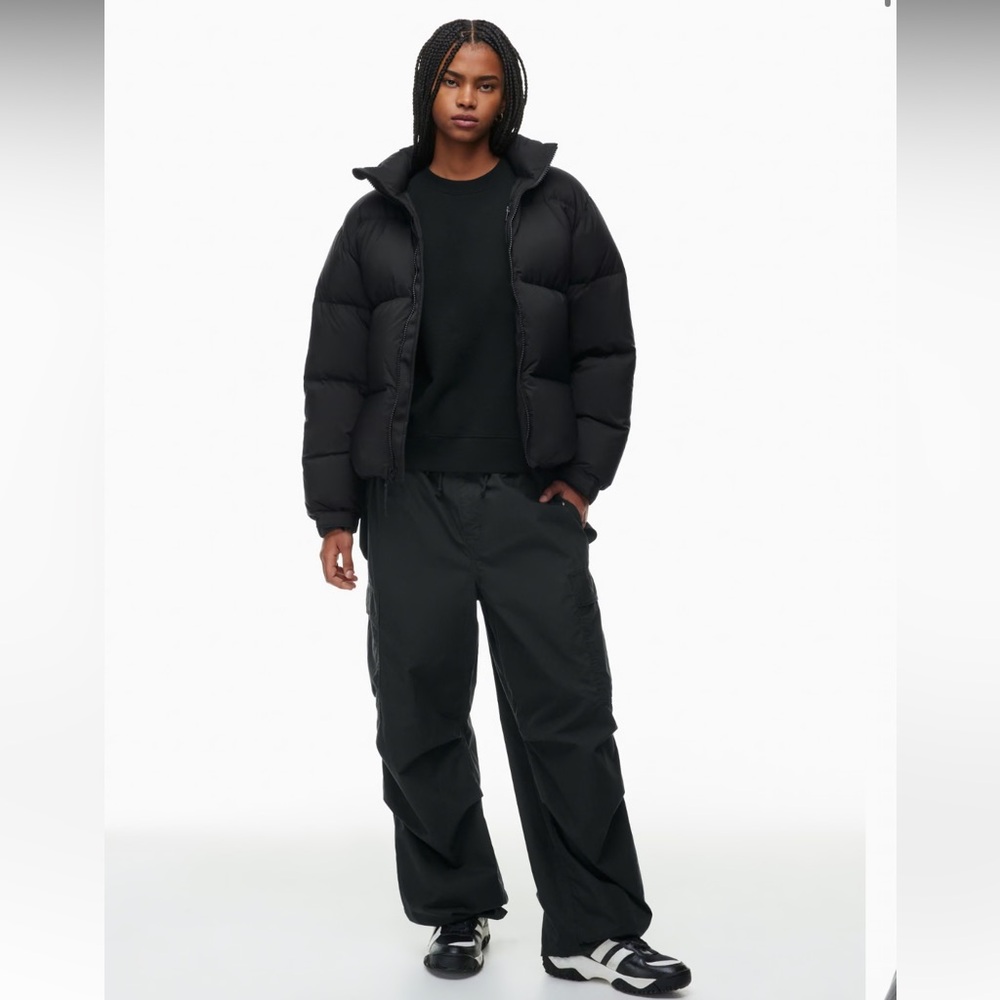 Aritzia TNA Mega puff jn marble grey